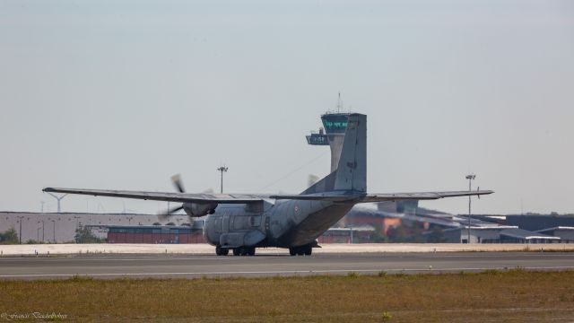 TRANSALL C-160 (N64GK)