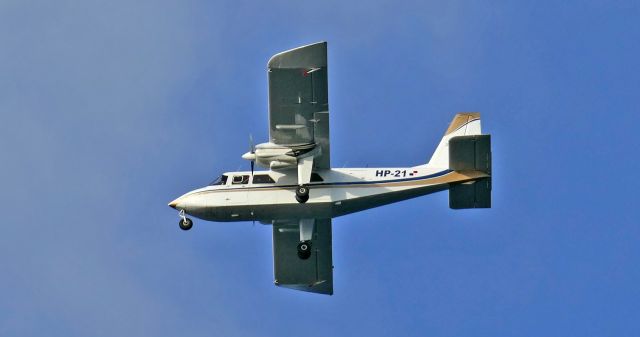 APF21 — - HP-21 Britten-Norman BN-2 Islander