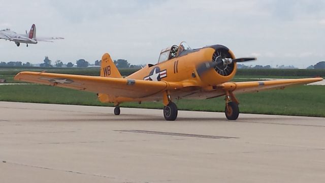 North American T-6 Texan (N11HP)