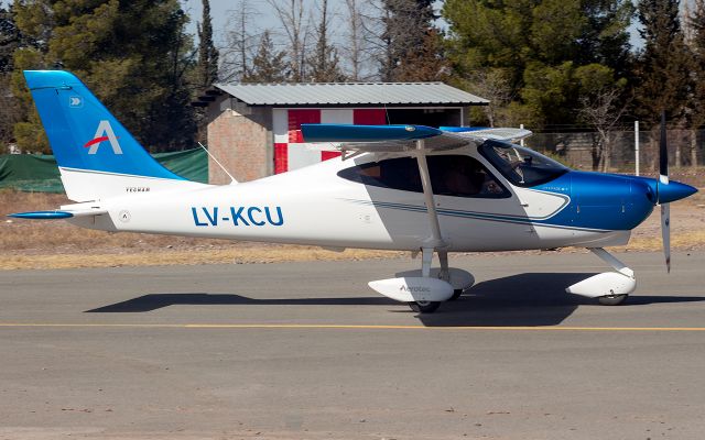 TECNAM P-2008 (LV-KCU)