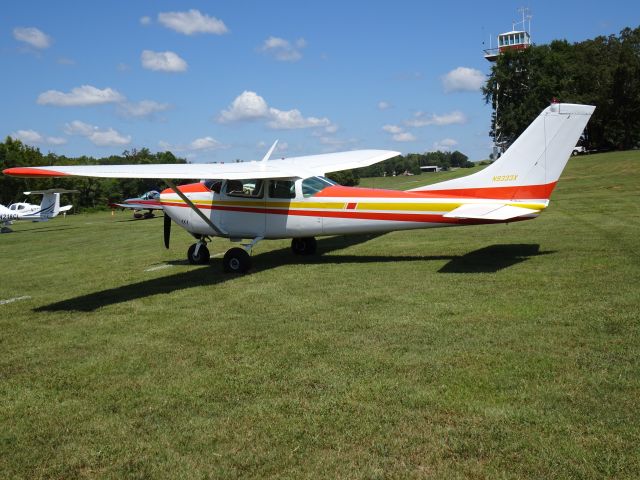 Cessna Skylane (N9333X)