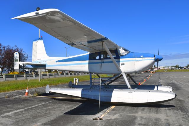 Cessna Skywagon 180 (N9732B) - Cessna 180A N9732B in Anchorage Lake Hood Seaplane Base