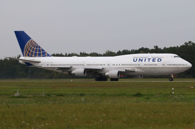 Boeing 747-400 (N174UA) - Goodbye United 747