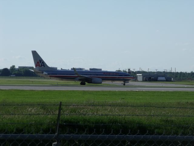 Boeing 737-800 (N934AN)