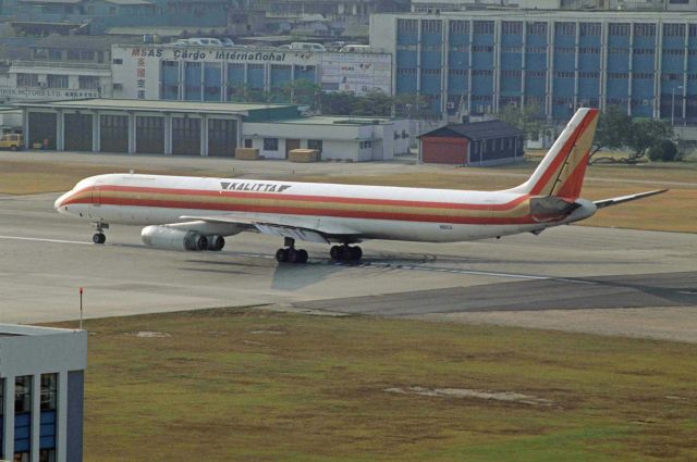 McDonnell Douglas DC-8-60 (N811CK) - Departure at Kai-Tak Intl Airport Rwy13 on 1991/12/14