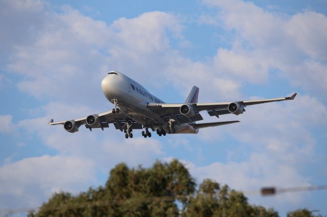 Boeing 747-400 (N708CK)