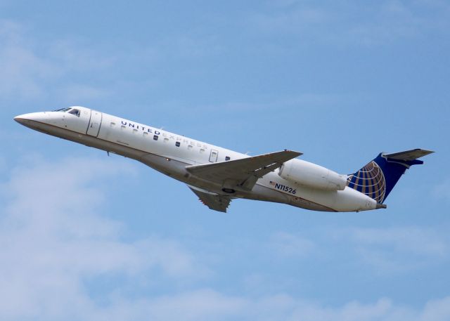 Embraer ERJ-135 (N11526) - At Shreveport Regional.