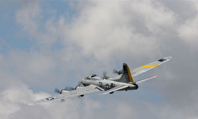 N817BR — - Boeing B-17G Liberty Belle taking off from Burbank