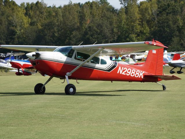 Cessna Skywagon 180 (N2988K)