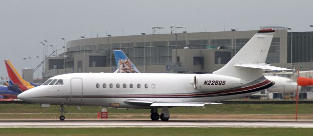 Dassault Falcon 2000 (N226QS)