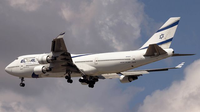 Boeing 747-400 (4X-ELD)