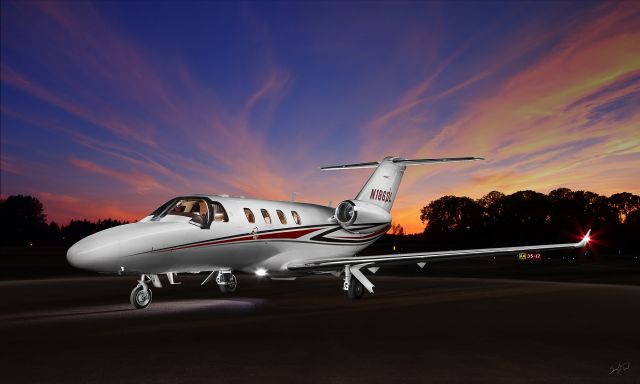 Cessna Citation CJ1 (N186DL)