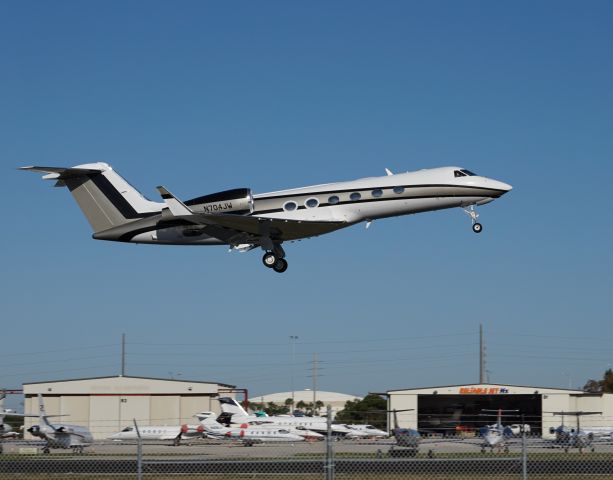 Gulfstream Aerospace Gulfstream IV (N704JW)