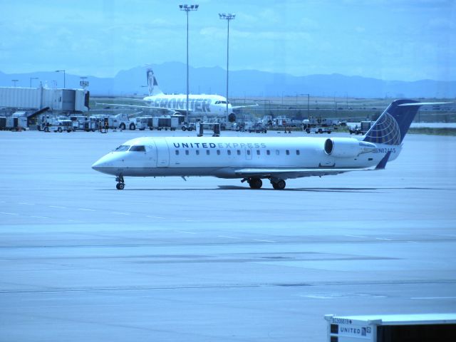 Canadair Regional Jet CRJ-200 (N824AS)