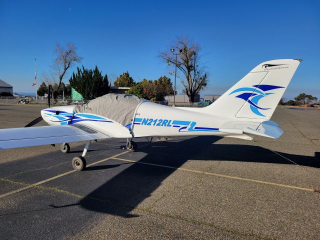 Experimental 100kts-200kts (N212RL)