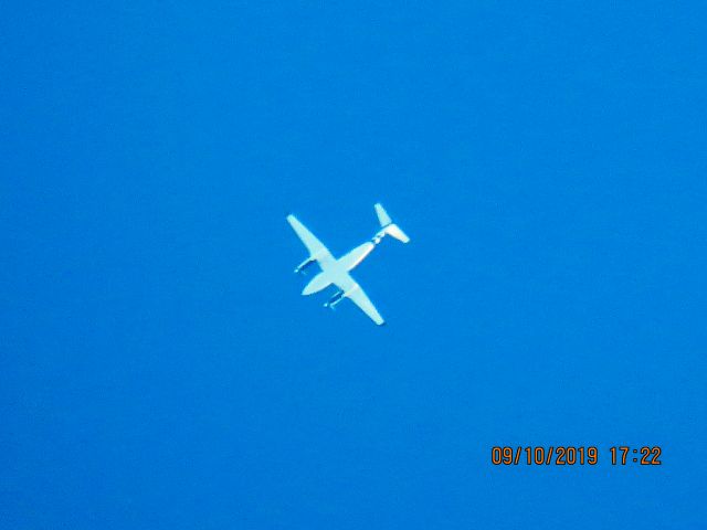 Beechcraft Super King Air 200 (N22MB)