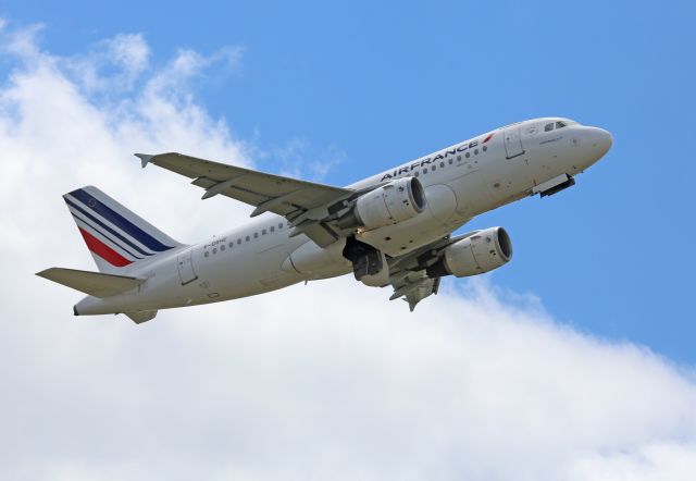 Airbus A319 (F-GRHE) - DECO AEROPORT TOULOUSE LE 9-07-2014