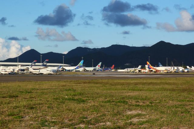 TNCM — - Busy late Saturday afternoon with practically every scheduled carrier for the day including Caribbean Airlines Boeing 737-800 to Trinidad(TTPP/POS), jetBlue Embraer 190 to San Juan(TJSJ/SJU), Air Caraibes Airbus A330-200 to Paris-Orly (LFPO/ORY), Air Canada Boeing 767-300ER to Toronto-Pearson (CYYZ/YYZ), Sun Country Boeing 737-800 to San Juan (TJSJ/SJU) then to Minneapolis-St. Paul (KMSP/MSP), US Airways to Charlotte Boeing 757-200 (KCLT/CLT) and Philadelphia (KPHL/PHL) and Insel Air MD-82 to Curacao (TNCC/CUR)