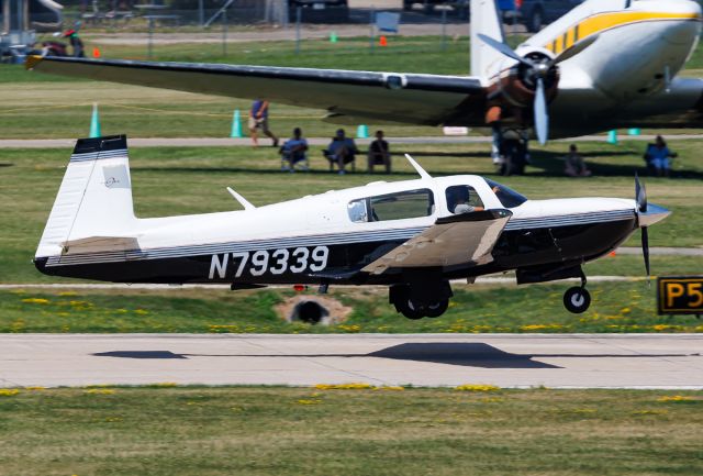 Mooney M-20 (N79339)