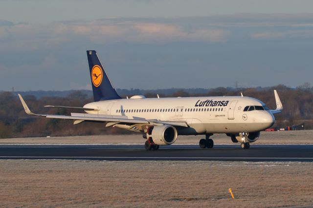 Airbus A320 (D-AIZZ) - DLH940 arriving from Frankfurt.