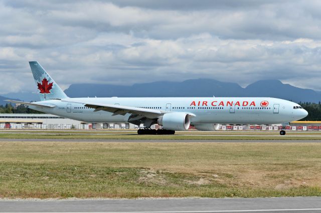 BOEING 777-300ER (C-FJZS)