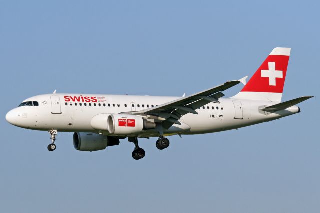 Airbus A319 (HB-IPY)