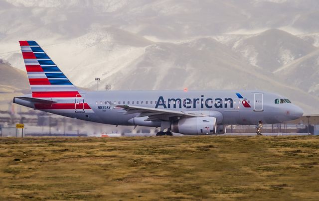 Airbus A319 (N835AW)