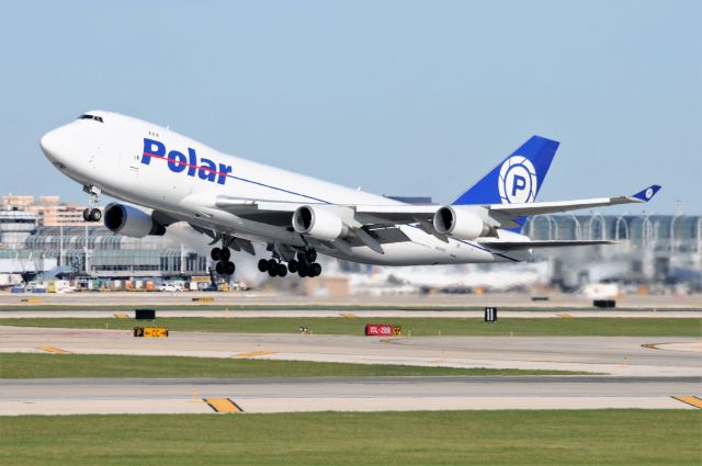 Boeing 747-400 (N450PA) - KORD 28-C Departure 10-25-17