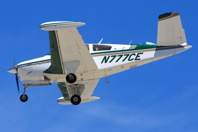 Beechcraft 35 Bonanza (N777CE)