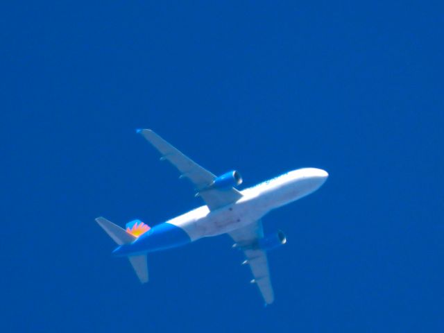 Airbus A320 (N215NV) - AAY691br /AZA-SGFbr /10/06/22