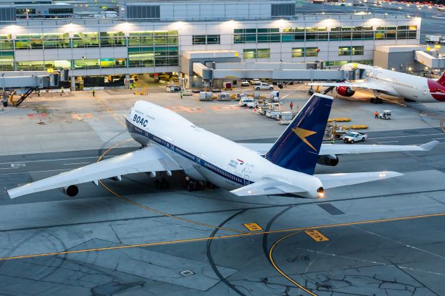 Boeing 747-400 (G-BYGC)