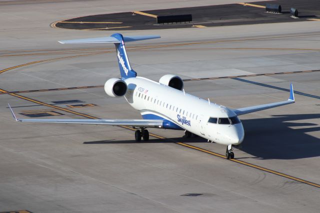 Canadair Regional Jet CRJ-700 (N752SK)