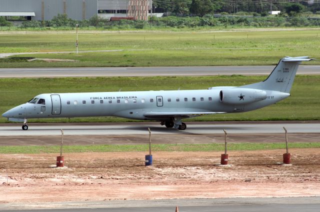 Embraer ERJ-145 (FAB2523)