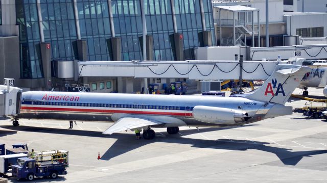 McDonnell Douglas MD-83 (N9677W) - (08/20/2019) An AA MD83 arrives in boston from Tulsa 2 weeks before the Super 80 retirement on 9/3/19 & 9/4/19. It was in BOS after rescuing some passengers from a PHX-BOS redeye which diverted to tulsa.