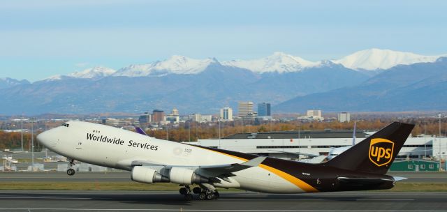 Boeing 747-400 (N574UP)