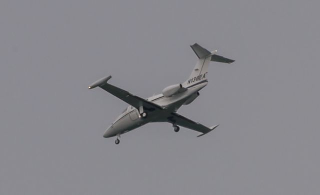 Eclipse 500 (N136EA)