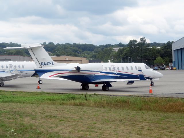 Learjet 45 (N441FX)