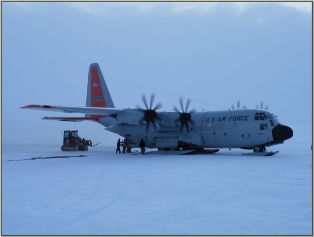 Lockheed C-130 Hercules (03-0492) - 2013-08-18 final season flight Summit Camp , Greenland to kangerlussuaq, Greenland