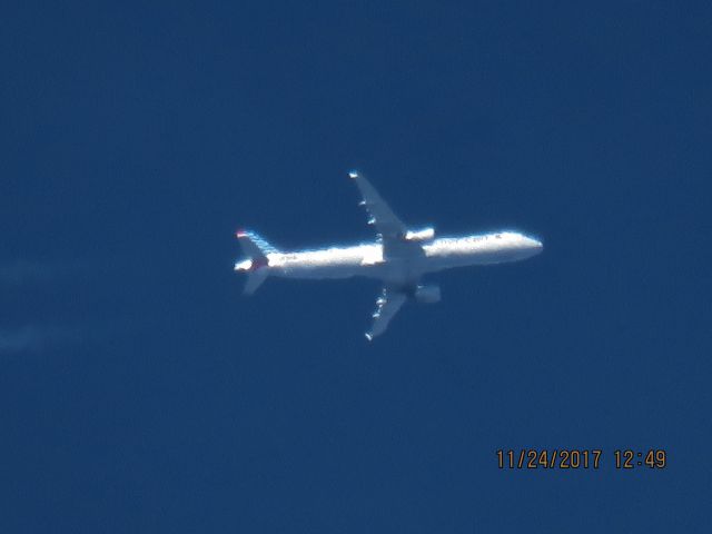 Airbus A321 (N162UW)