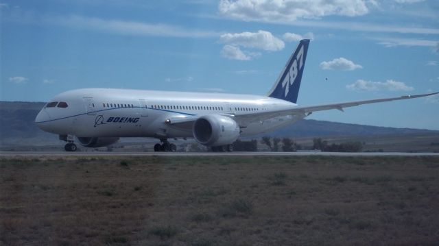 Boeing 787-8 — - At KCPR