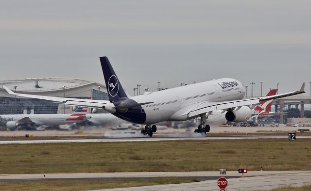 Airbus A330-300 (D-AIKO)