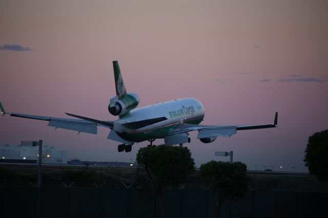 Boeing MD-11 —