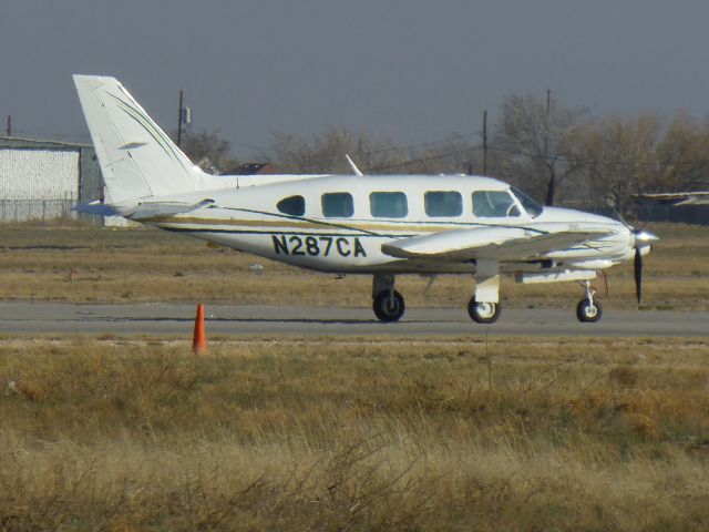 Piper Navajo (N287CA)