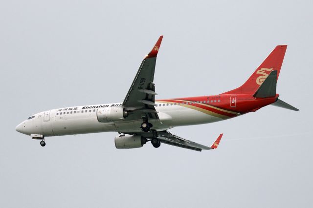 Boeing 737-800 (B-1759)