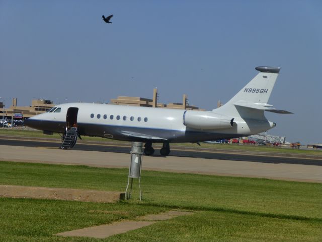 Dassault Falcon 20 (N995GH)