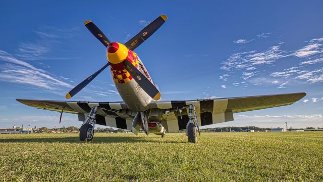 North American P-51 Mustang (N3333E)