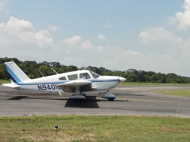 Piper Dakota / Pathfinder (N9401L) - Turning off 35, taxiing to terminal