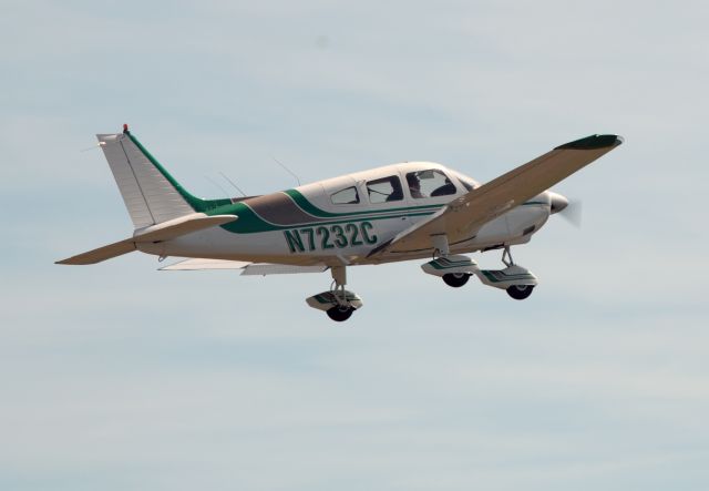 Piper Cherokee (N7232C)