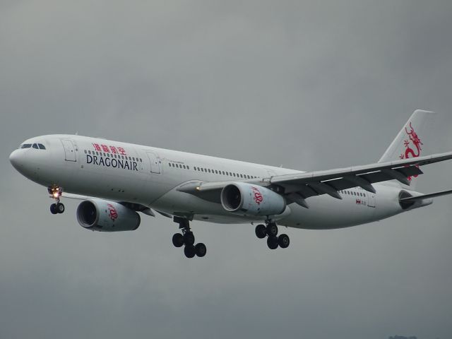 Airbus A330-300 (B-LAB)