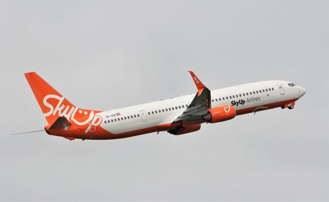 Boeing 737-900 (OE-IDW) - skyup airlines b737-96n(er) oe-idw dep shannon 2/10/19.